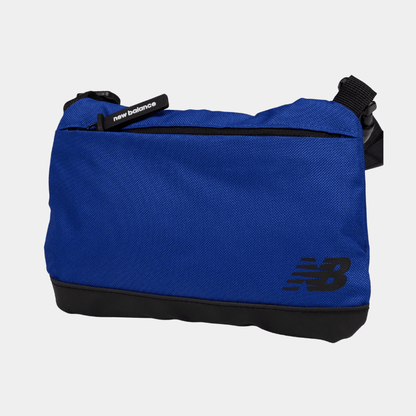 ESSENTIALS - SLING BAG