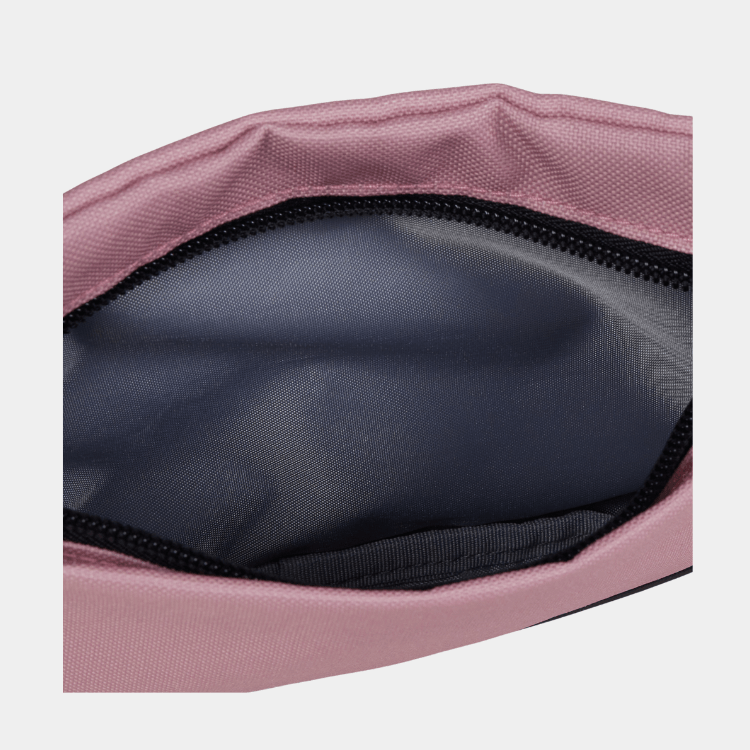 ESSENTIALS - SLING BAG