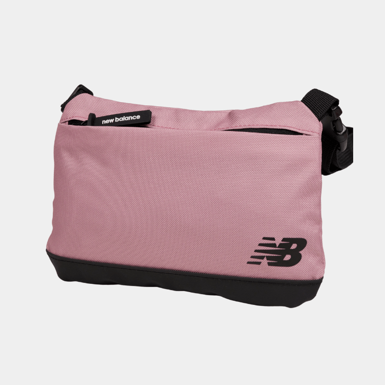 ESSENTIALS - SLING BAG