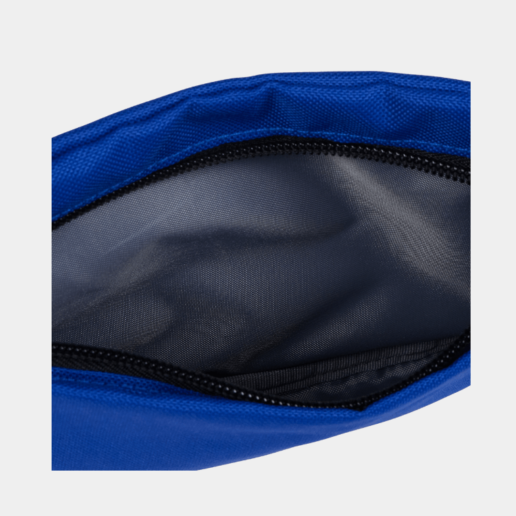 ESSENTIALS - SLING BAG