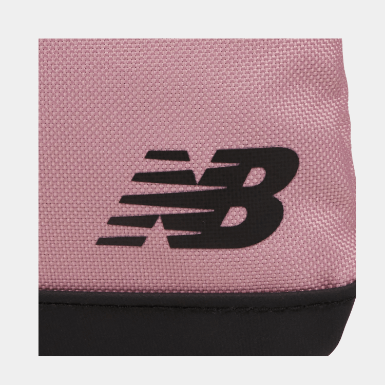 ESSENTIALS - SLING BAG